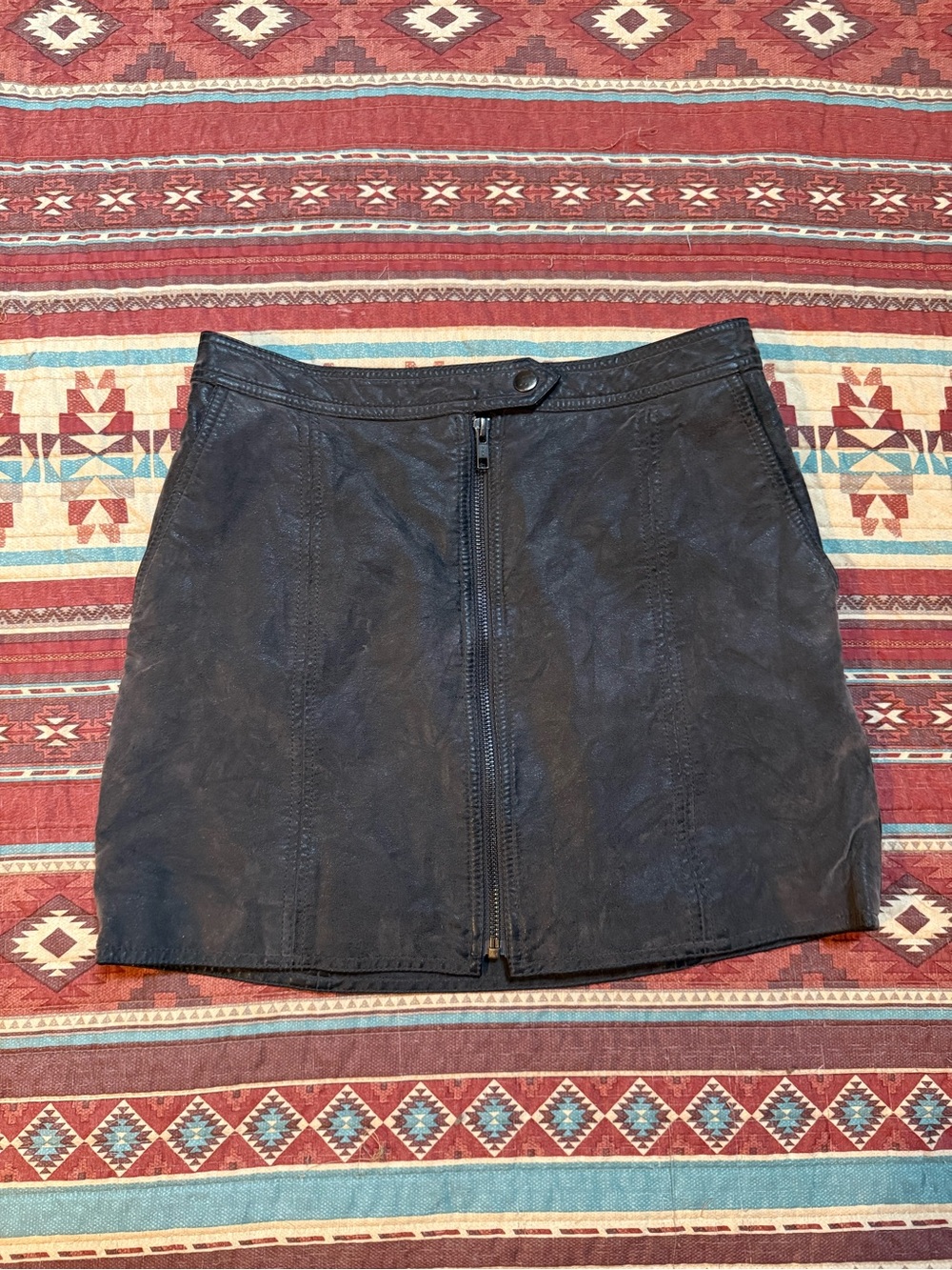 Free People washed Black Zip-Front Mini Skirt size 2